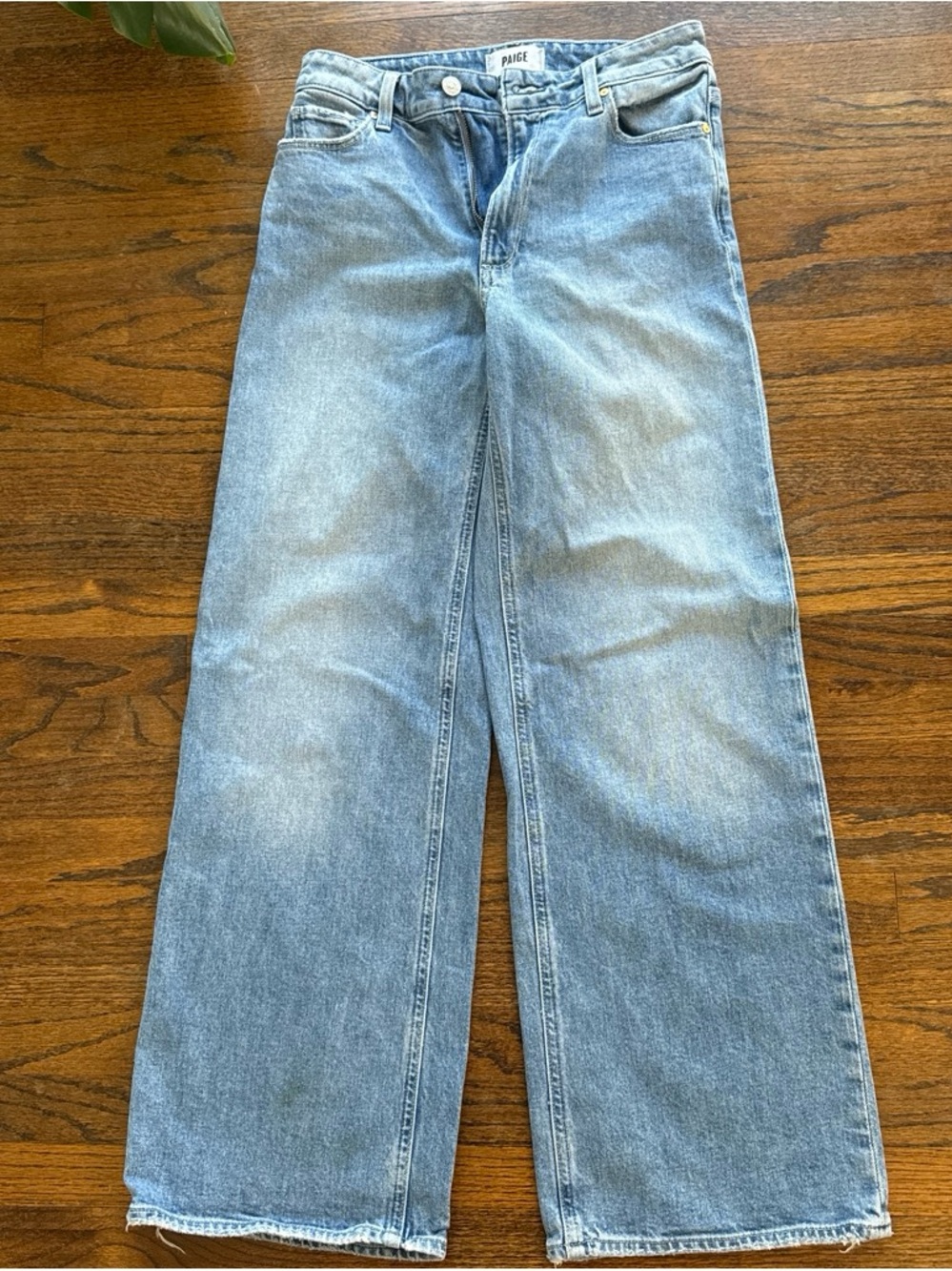 PAIGE Jeans size 27. Style Anessa 31”